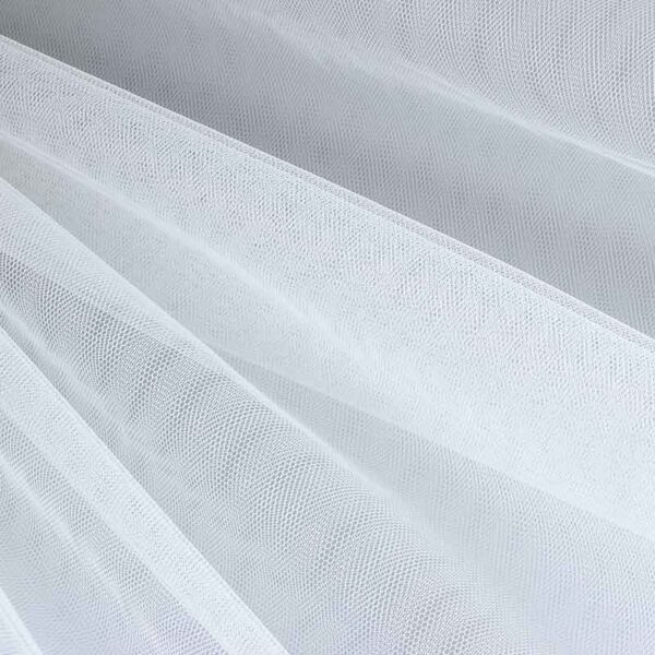 Fire-retardant tulle broken white