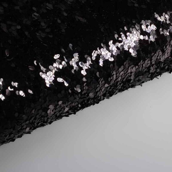 Mesh fabric with drops black