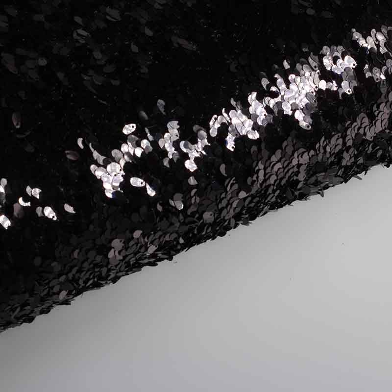 Mesh fabric with drops black