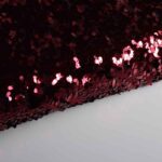 Mesh stof met druppels bordeaux