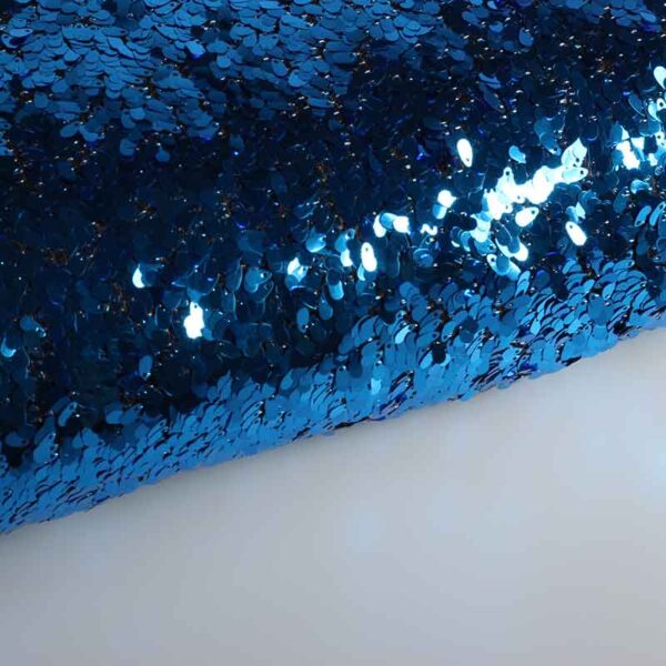 Mesh fabric with drops aqua