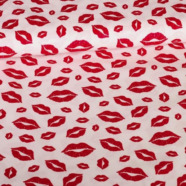 Cotton fabric lips