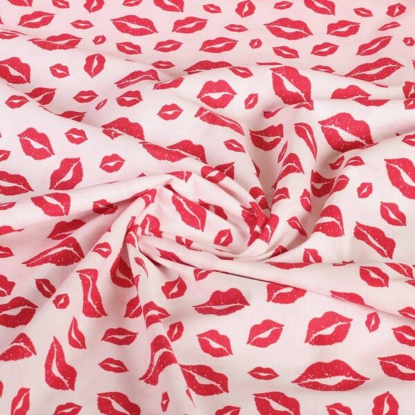 Cotton fabric lips